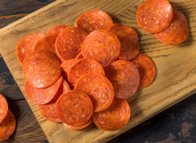 pepperoni en rodajas