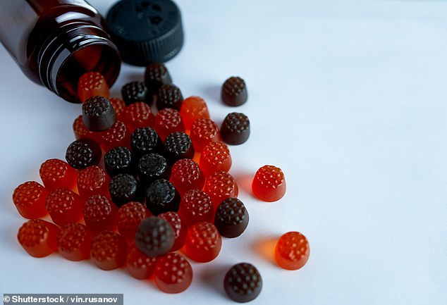 Solo en 2023, se preguntó a los miembros de BDA sobre tendencias que incluyen gomitas adelgazantes (en la foto), productos dirigidos a mujeres menopáusicas que eliminan la grasa abdominal, dietas en puré, dietas de jugos y frutas, y ayuno de huevos y agua.