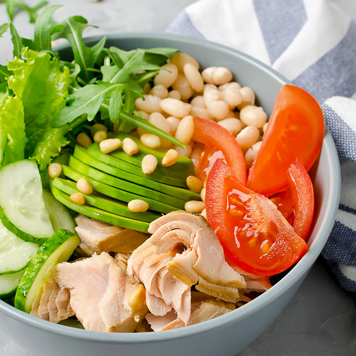 un plato de cena saludable