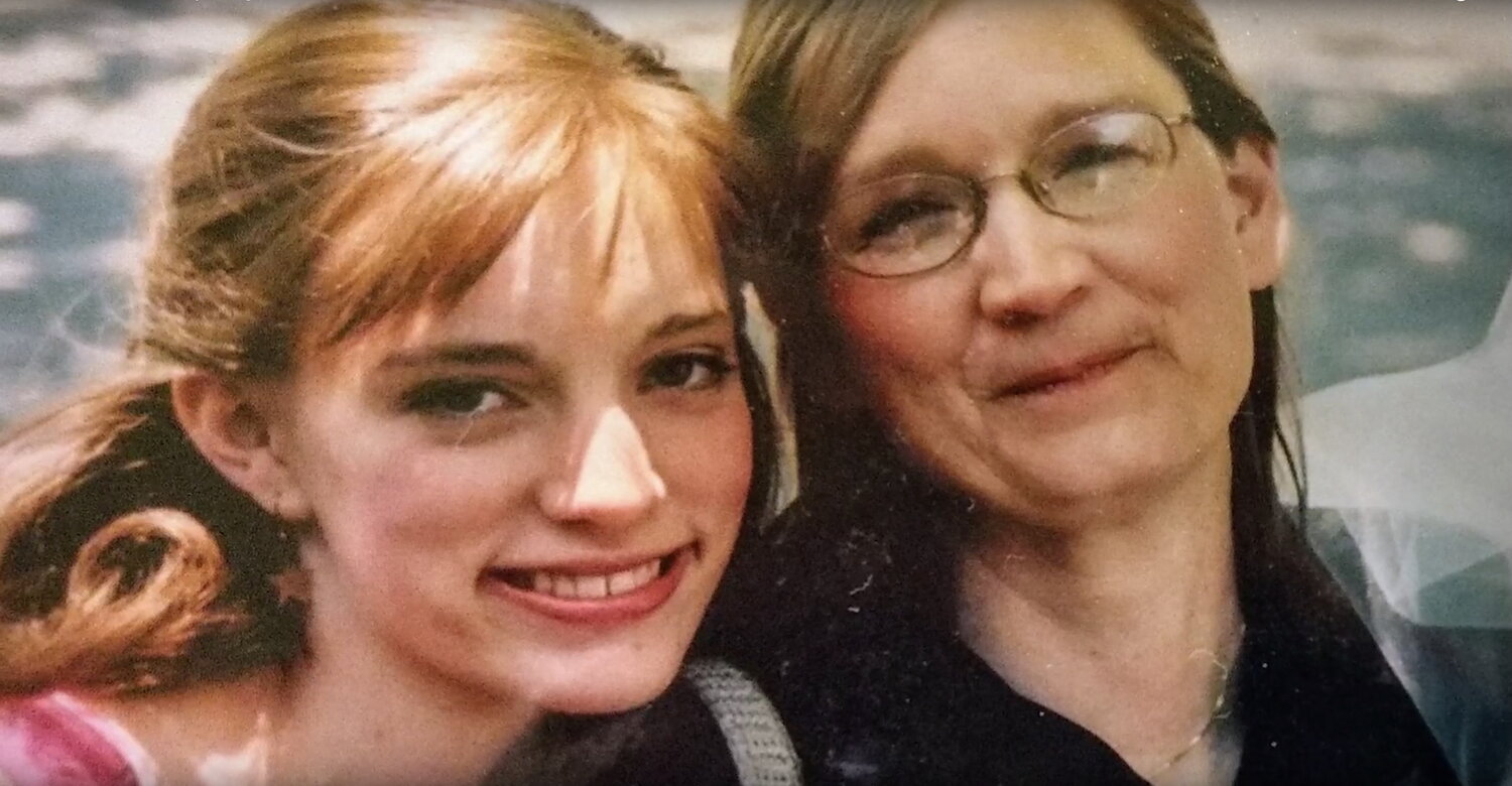 Carrie Shaw and her mother, who was diagnosed with early-onset Alzheimer