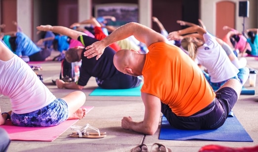 Yoga para Alzheimer: el comportamiento o la integridad de Asanas trabaja para prevenir una enfermedad nerviosa. (Foto de Anulala Mahapatra a desconocido) Yoga para Alzheimer: el comportamiento o la integridad de Asanas trabaja para prevenir una enfermedad nerviosa. (Foto de Anulala Mahapatra a desconocido)