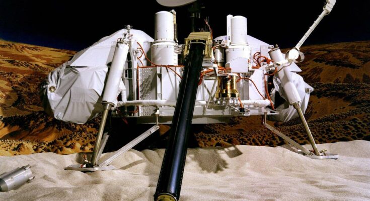 Viking Lander Model (pic: NASA/JPL-Caltech/University of Arizona)