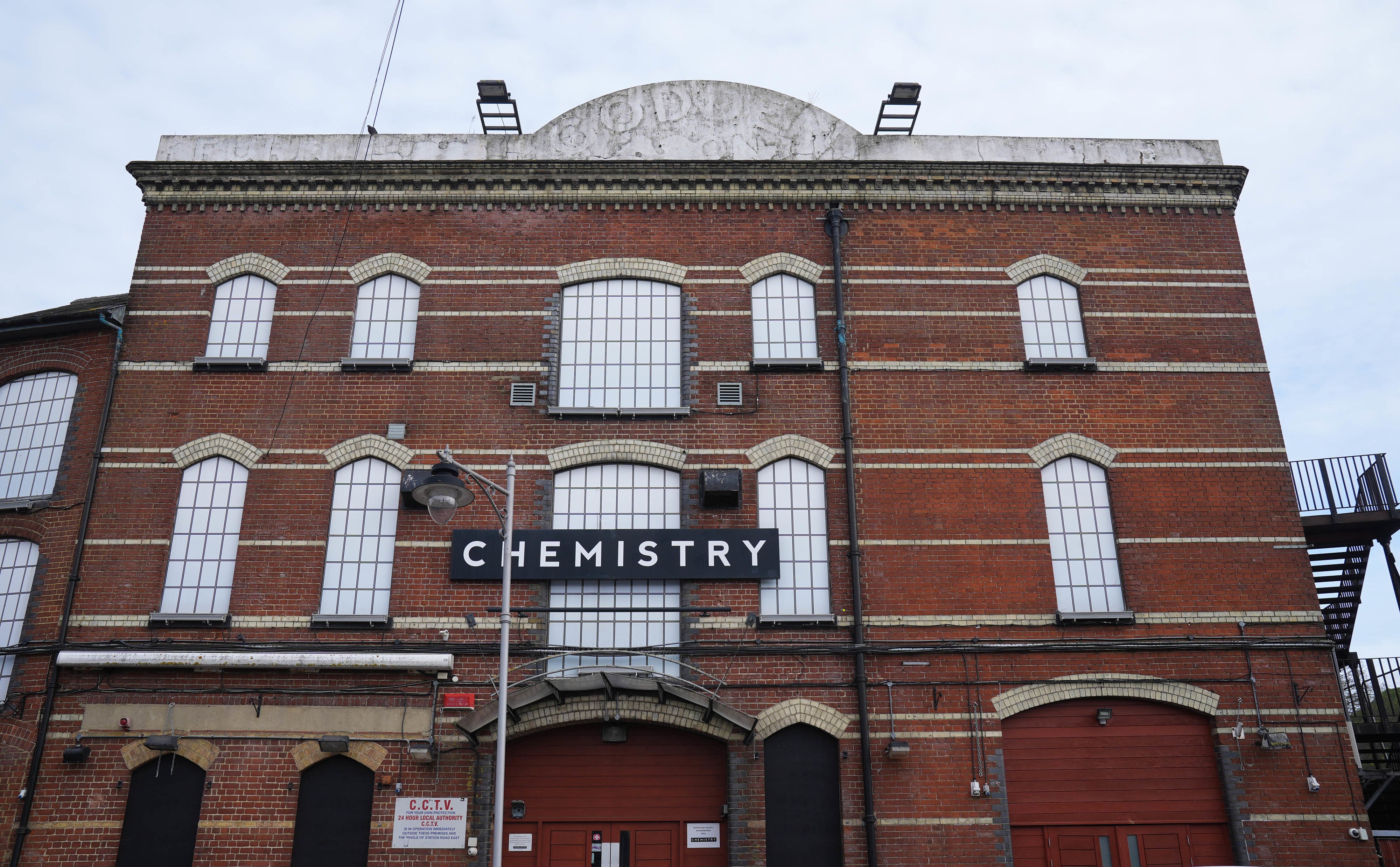 Discoteca de química en Canterbury