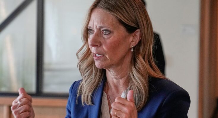 The long shadow of the COVID-19 pandemic creeps into the race for Ohio governor